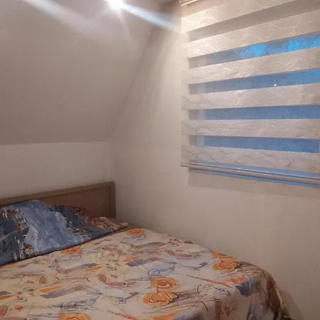 Vikendica Sa Bazenom Banovici